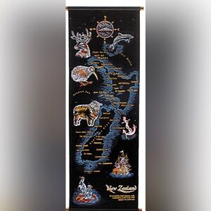 Vintage New Zealand Map Wall Hanging - Black and Gold